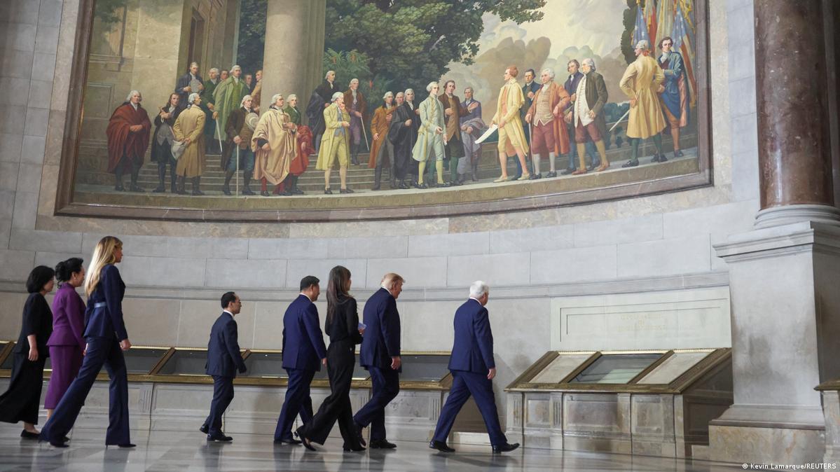 USA Washington 2026 | Bradford P. Wilson führt Trump & Xi durch das National Archives 2026年9月25日,特朗普和习近平参观位于美国华盛顿特区的国家档案馆。