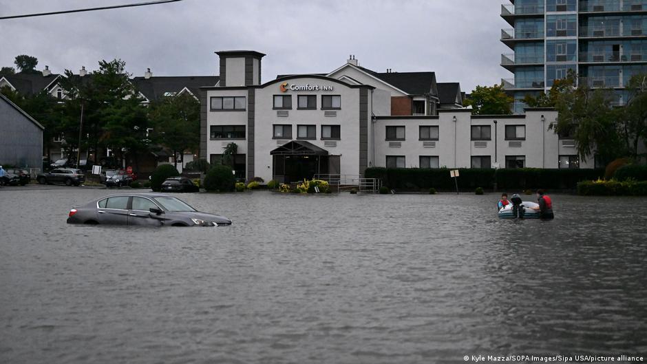 Nor'easter: Schwerer Herbststurm wütet über Ostküste der USA