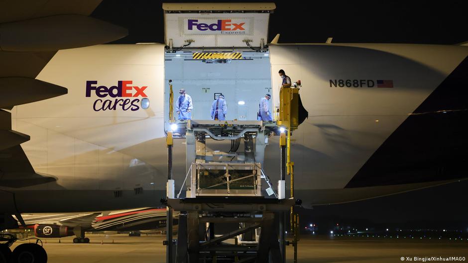 China sends two giant pandas off to Atlanta zoo after Xi-Trump summit