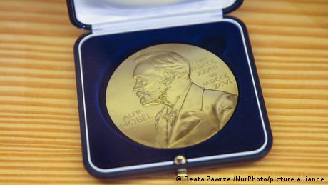 Nobelpreis-Vorhersage per KI: Wo ChatGPT, Gemini und Claude übereinstimmen