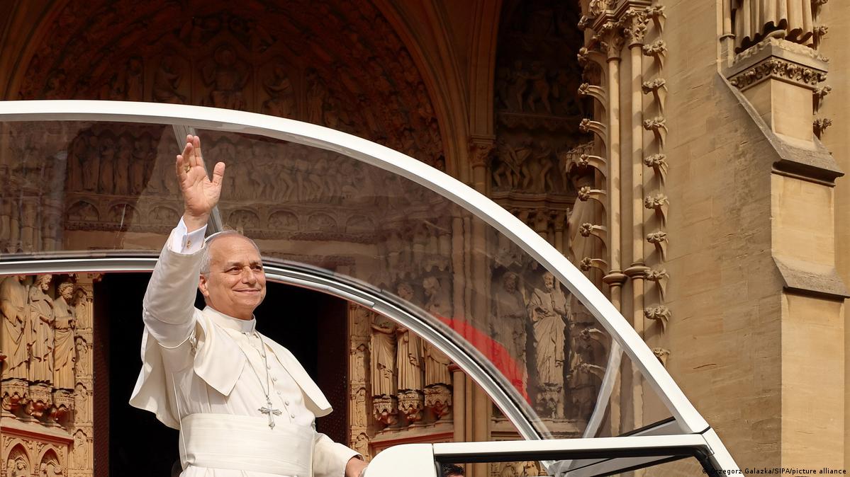 Papa Leo XIV Fransaya səfərdən yenicə qayıtmışdı ki, həkimlərin onun ağciyərində nodul aşkar etdiyini elan etdi. Şəkil: Grzegorz Galazka/SIPA/picture alliance