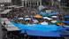 Acampada con carpas en la Puerta del Sol.