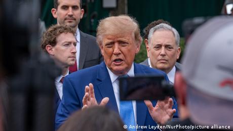 KI: Trump setzt auf Selbstkontrolle durch Tech-Unternehmer