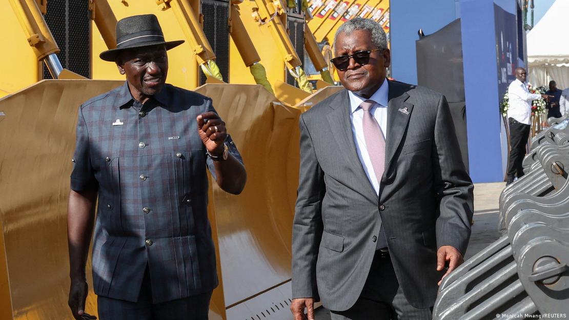 Kenya, Lamu, 2026 | William Ruto et Aliko Dangote lors de la cérémonie de lancement des travaux de la raffinerie de pétrole Dangote