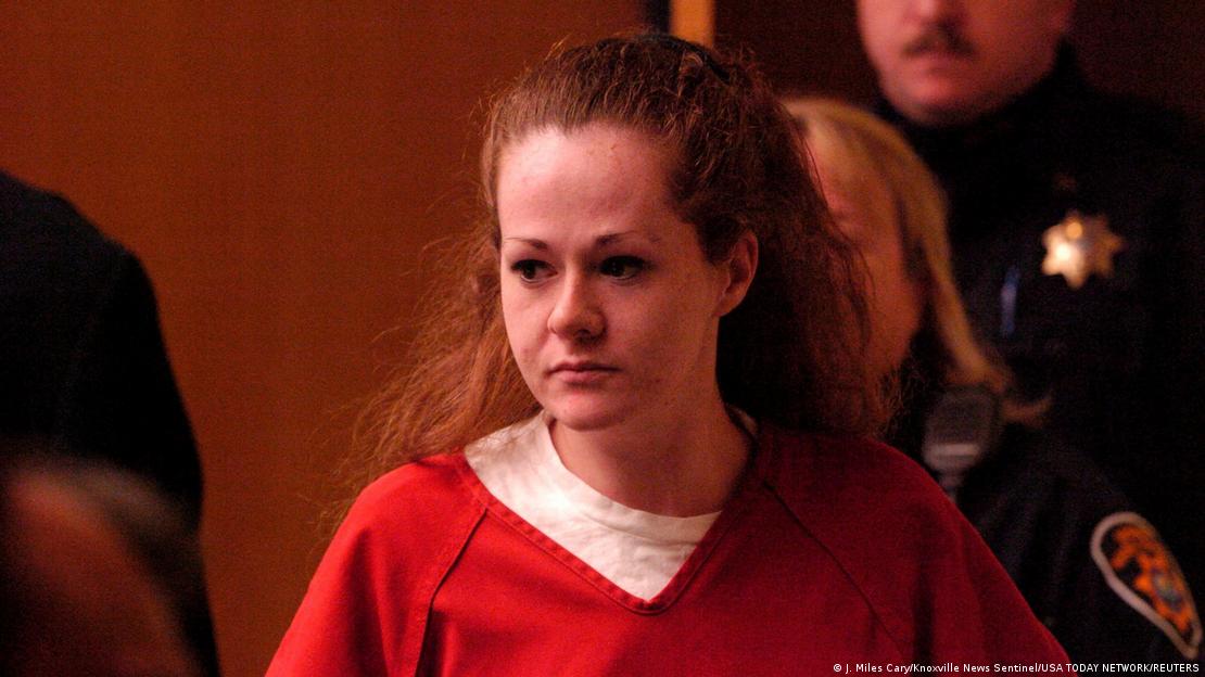 La reclusa Christa Pike tras una audiencia en la Corte Criminal de Knox County, en Tennessee. (2007). La reclusa Christa Pike tras una audiencia en la Corte Criminal de Knox County, en Tennessee. (2007).
