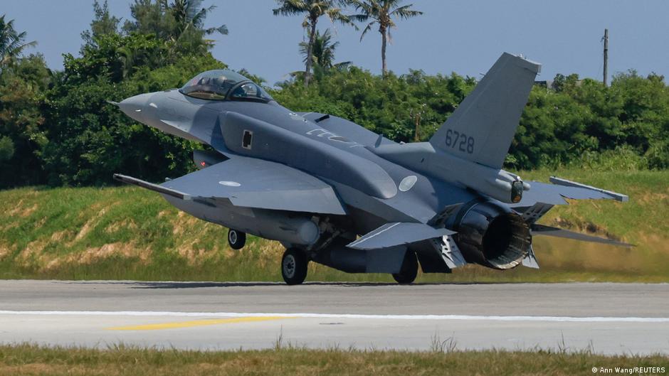 2架F-16V交付台灣 美國：與印太盟友站在一起