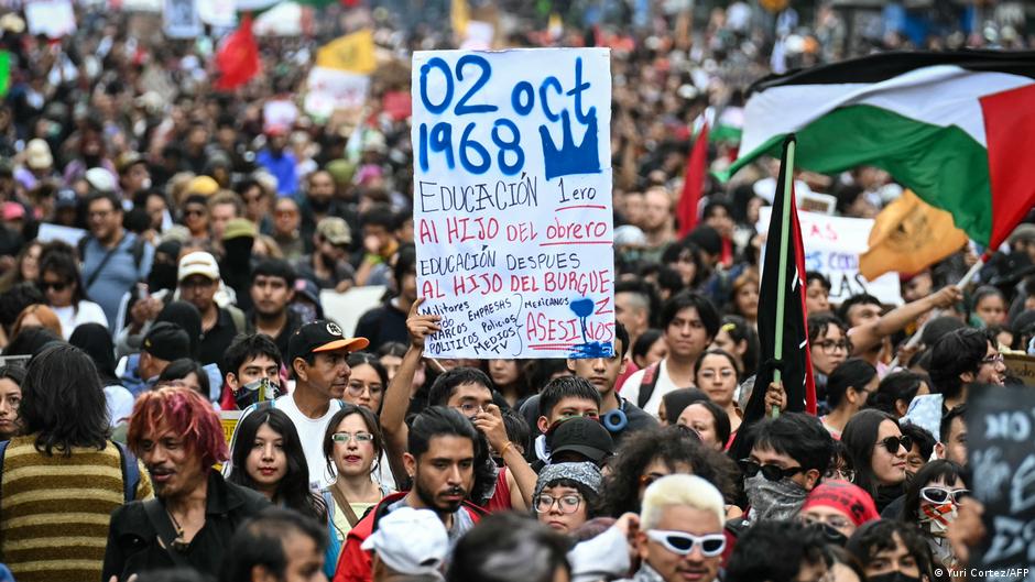 México pide justicia histórica en aniversario de la matanza de Tlatelolco