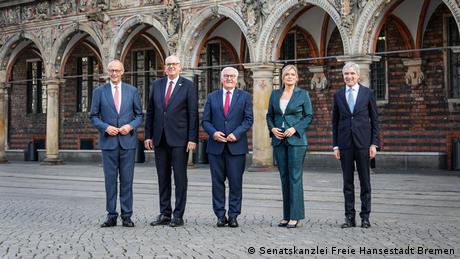 Mit einem Festakt wird in Bremen der Tag der Deutschen Einheit gefeiert. 
