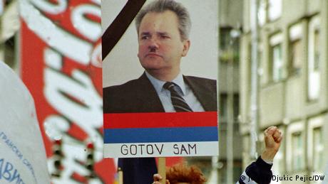 Serbien: Droht Vucic ein Schicksal wie Milosevic?
