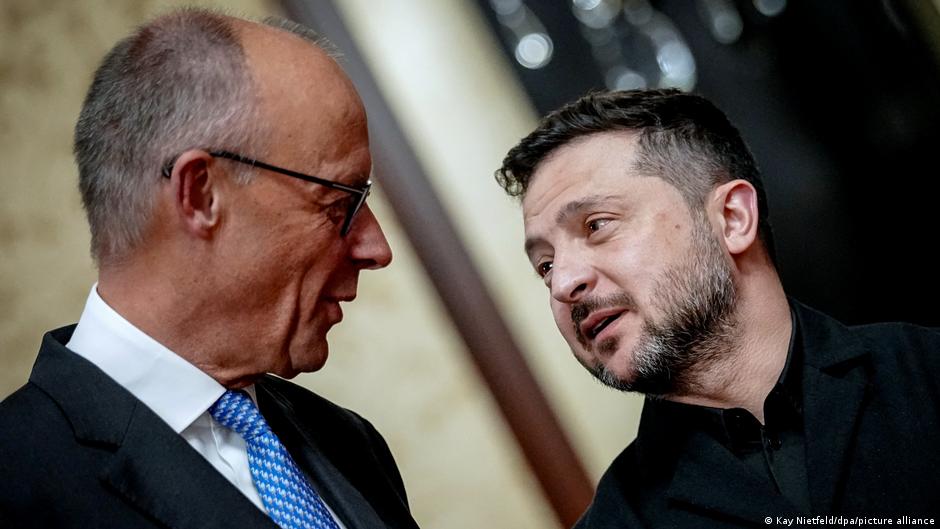 Зеленський після розмови з Мерцом: Німеччина організовує зустріч "коаліції охочих"