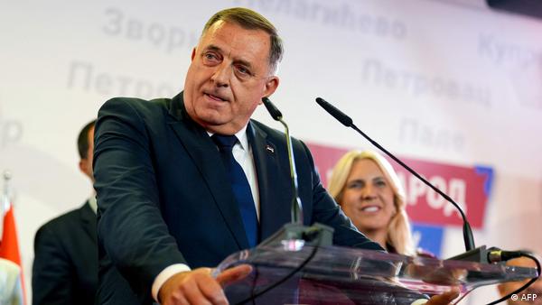 A man (Milorad Dodik) grips a lectern as he speaks. Banja Luka, Republika Srpska, Bosnia and Herzegovina, October 4, 2026