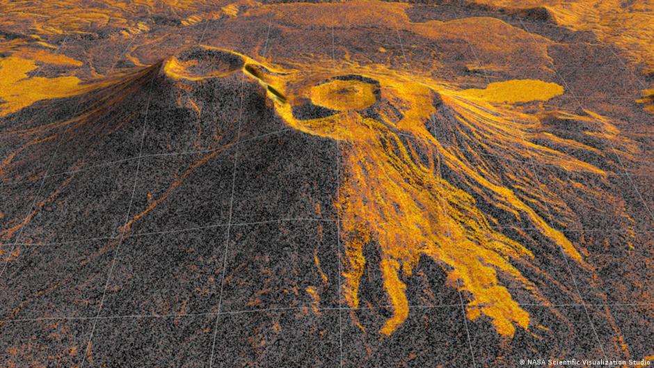 Un satélite capta cómo la lava devora el paisaje en la primera erupción en casi 500 años