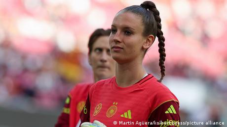 DFB-Frauen: Torhüter-Frage Mahmutovic gegen Berger vor WM 2027