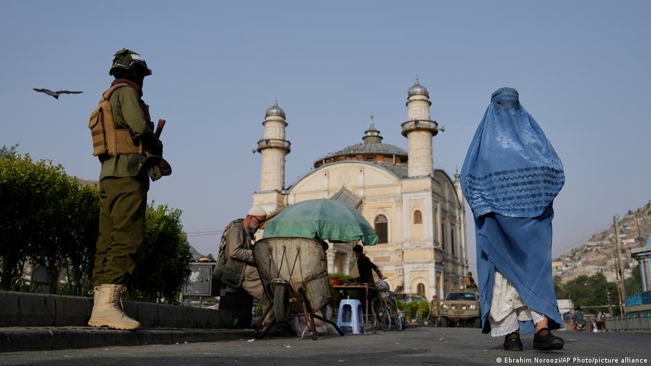 Afghan women facing arrest for dress code violations: UN