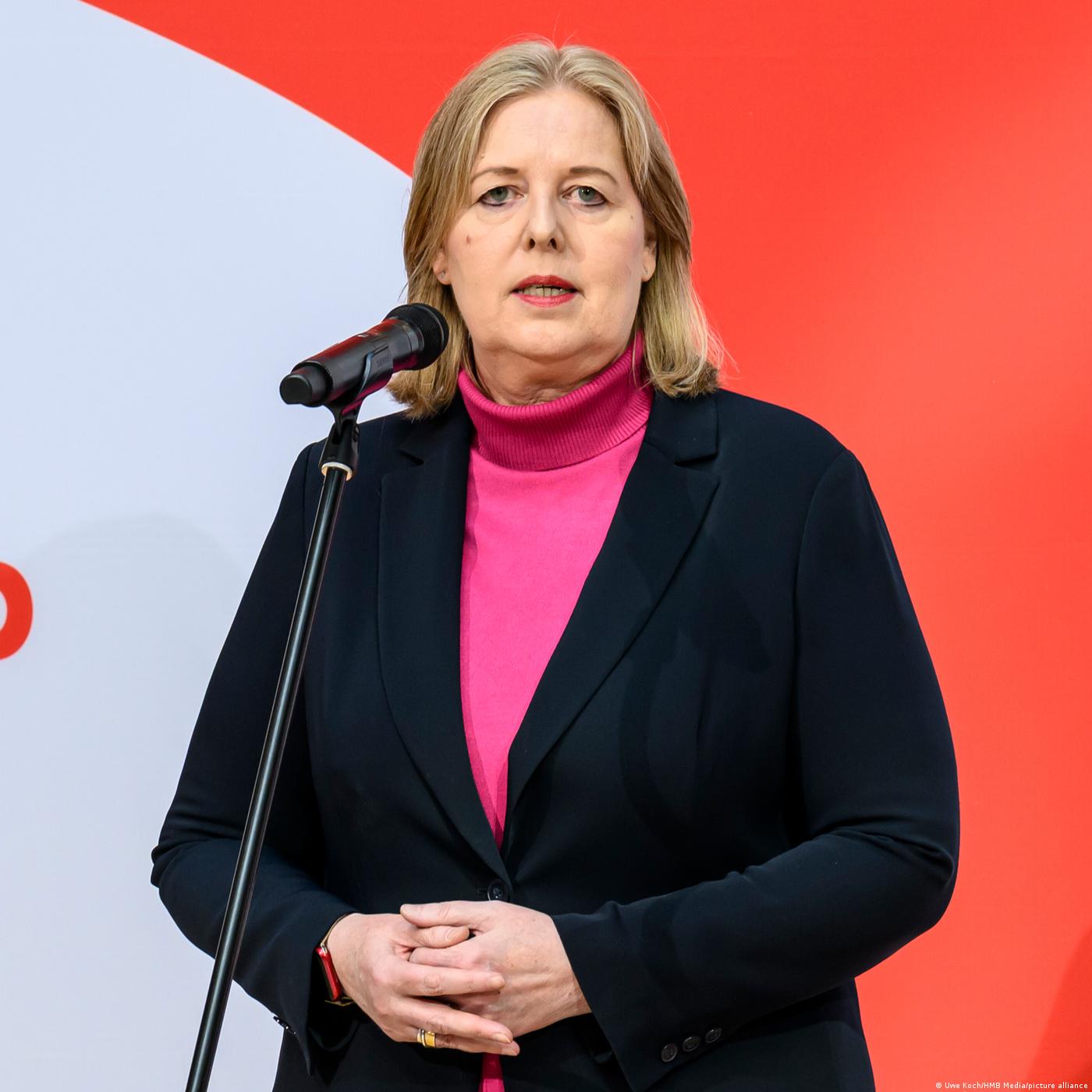 12.10.2026 – Langsam Gesprochene Nachrichten