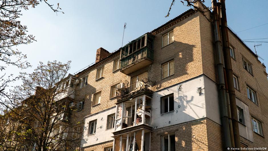 РФ атакувала склади під Дніпром і в Запоріжжі, ТЦ біля Рівного: є жертви та поранені