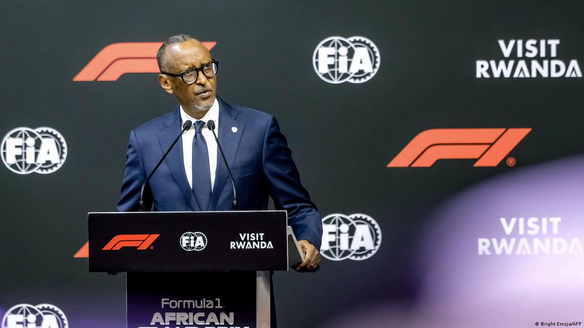 Ruandanın Prezidenti Pol Kaqame idmana böyük investisiya edib, Formula 1 isə böyük uğurdur. Şəkil: Bright Emoja/AFP