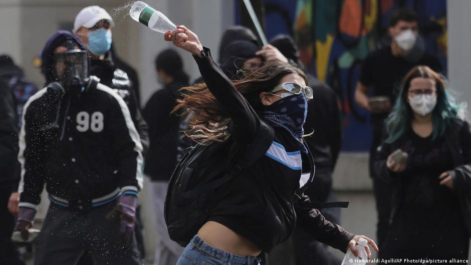Albanien: Proteste gegen Regierung weiten sich aus