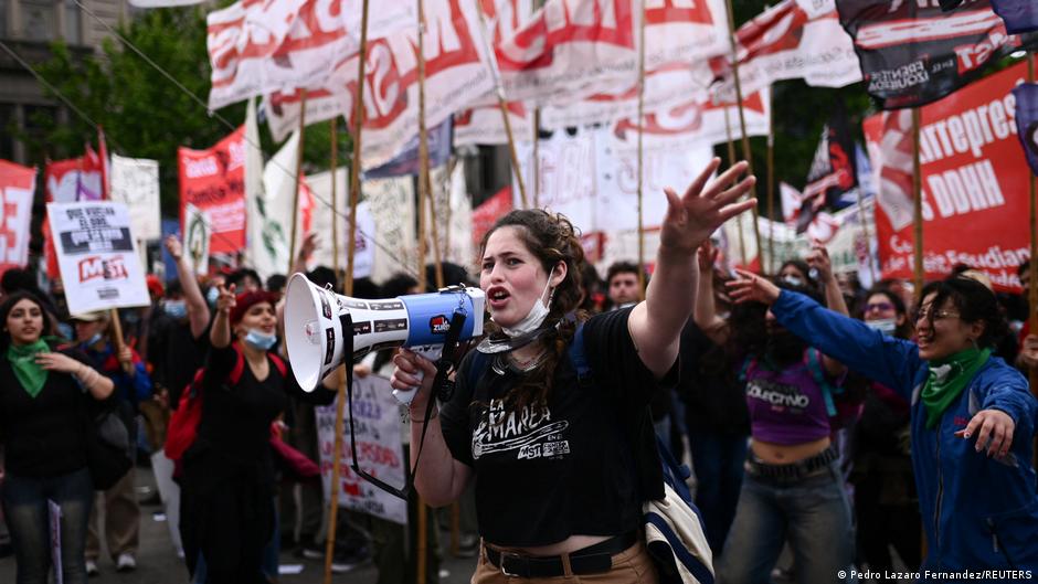 Argentinien: Demonstranten fordern mehr Geld für Unis