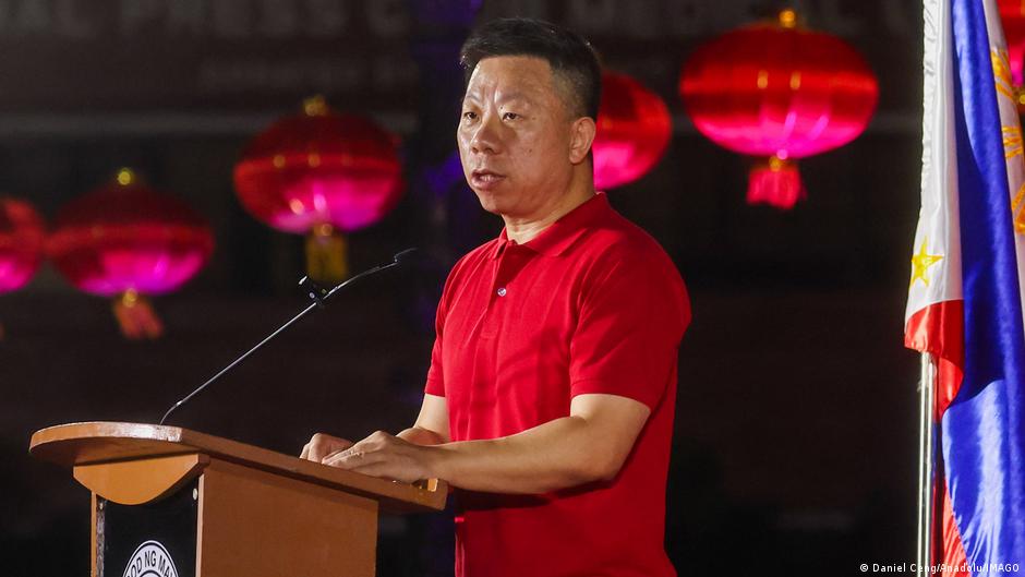 中国大使称“若动武可轻易取胜” 菲律宾批形同威胁