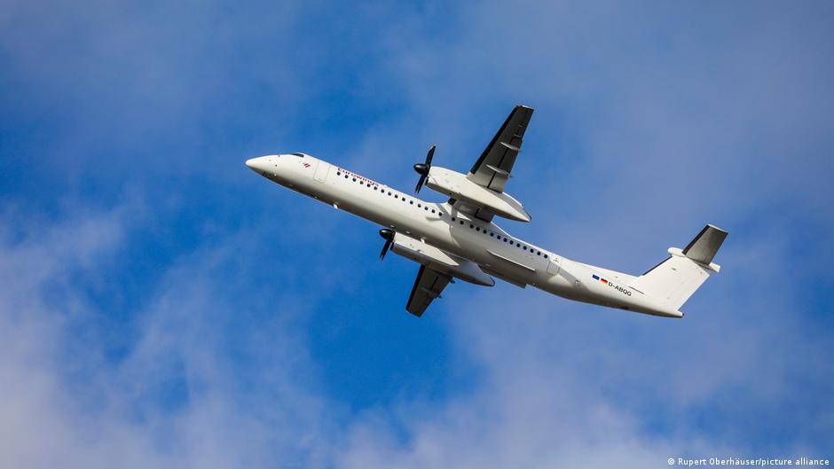 Klimafreundlicheres Fliegen könnte Milliardenschäden vermeiden