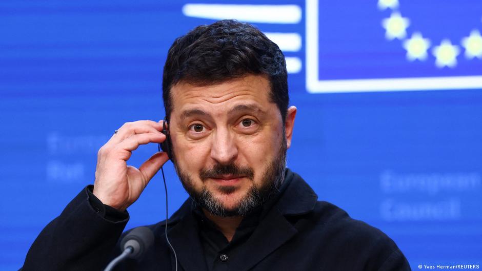 Зеленский связал действия администрации Трампа с попытками склонить Украину к капитуляции при отражении вторжения России