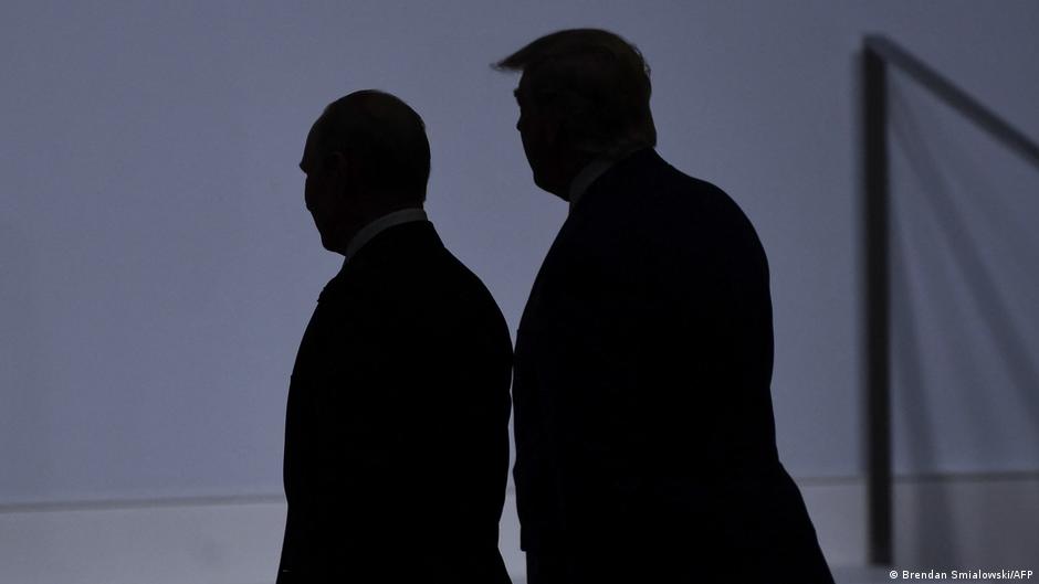 Trump Rusya'ya yönelik yaptırımları askıya aldı