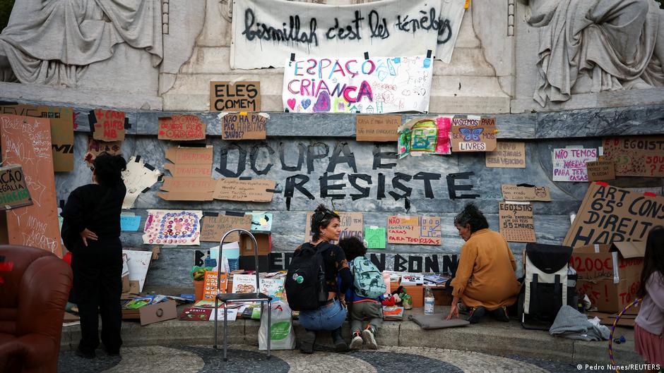 Portugal housing protests continue after police clear camps