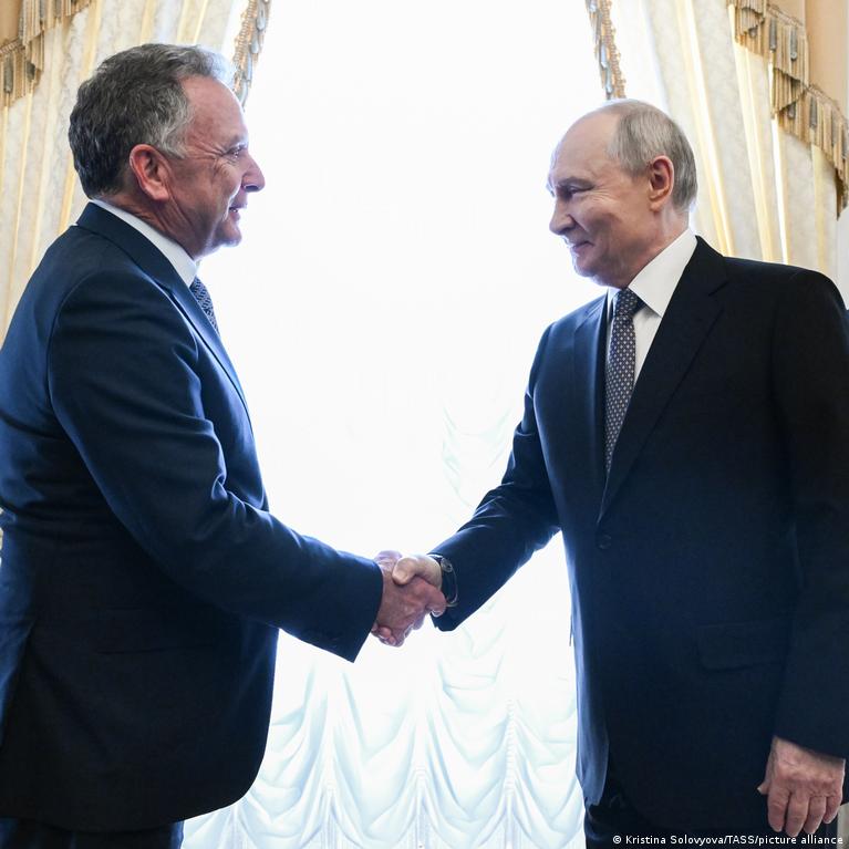 Russia frees jailed American Stephen Hubbard during Witkoff talks