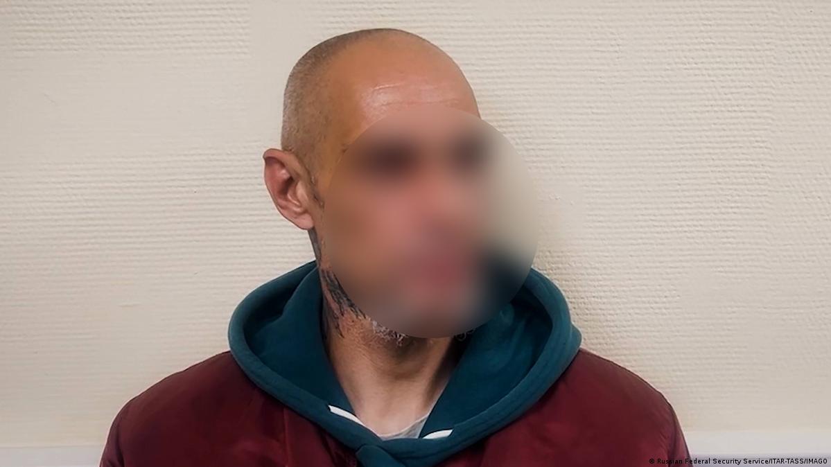 Rusiya Federal Təhlükəsizlik Xidməti (FSB) şəxsin adını açıqlamayıb, lakin onun olduğunu iddia etdiyi videolar və şəkillər nümayiş etdirib Şəkil: Rusiya Federal Təhlükəsizlik Xidməti/ITAR-TASS/IMAGO