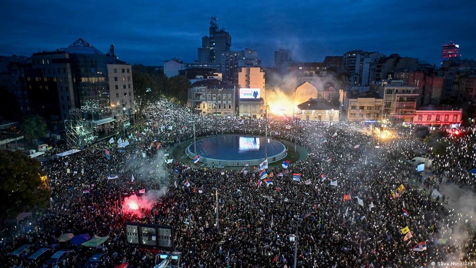 Vorgezogene Parlamentswahlen in Serbien: Machtwechsel oder weiter mit Aleksandar Vučić?