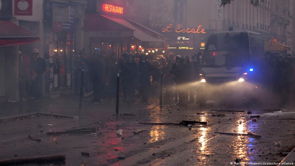 France: Clashes break out as protests go nationwide