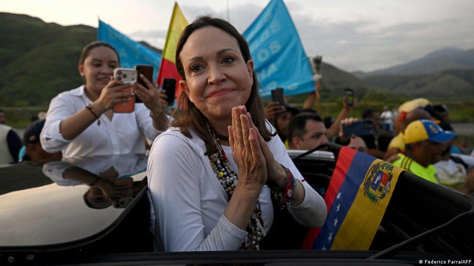 María Corina Machado volvió a Venezuela tras casi un año de exilio