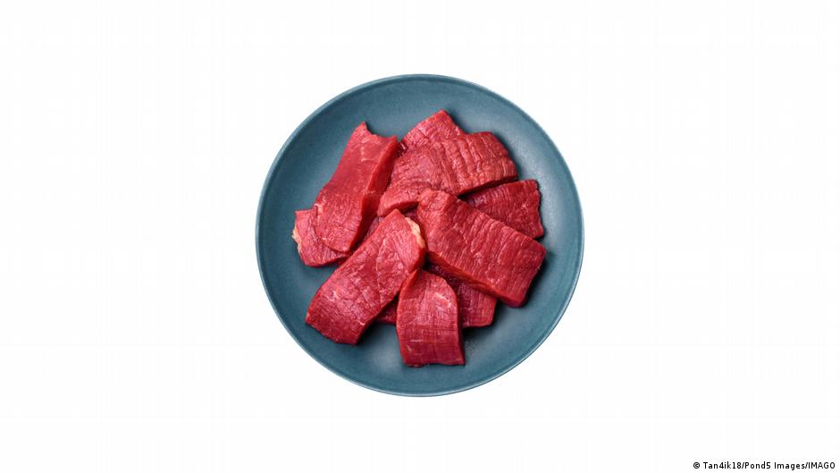 The Rise of the Raw Meat Diet and "Dark Nutrition