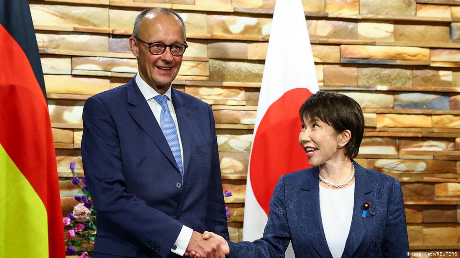 Başbakan Merz Tokyo’da: Almanya, Japonya ile savaş uçağı iş birliğini araştırıyor