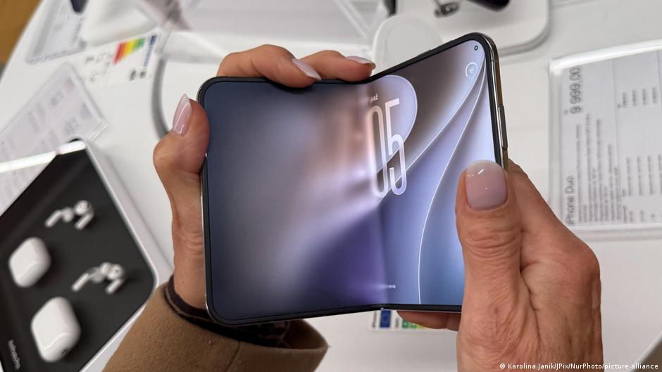 Apple reconoce que el pliegue del iPhone Duo tiene un problema y ofrece cambiar la pantalla