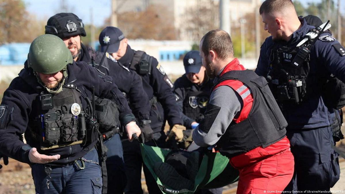 Ukraine: 14 killed in Russian drone strike on train station