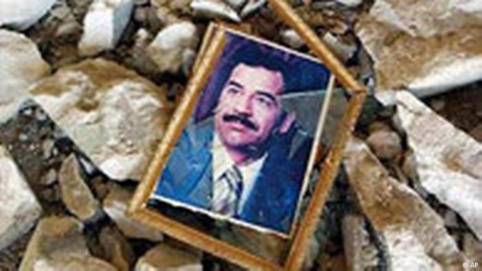 Sadam Husein napukla slika