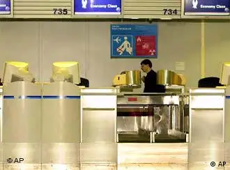 非典非常时期出入法兰克福机场的中国旅客也减少了