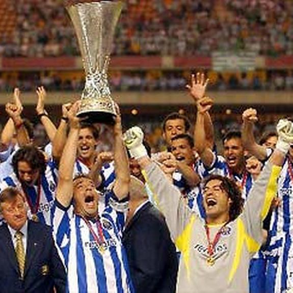 2003/04: FC Porto volta a surpreender