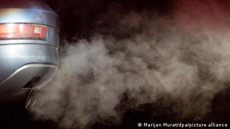 Η αυτοκινητοβιομηχανία "καίγεται" για μέτρα στήριξης - εικόνα 1