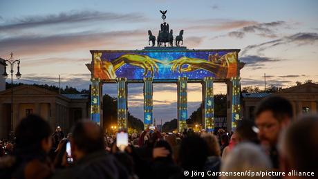 Νέα "πυξίδα" αναζητεί η γερμανική εξωτερική πολιτική - εικόνα 1